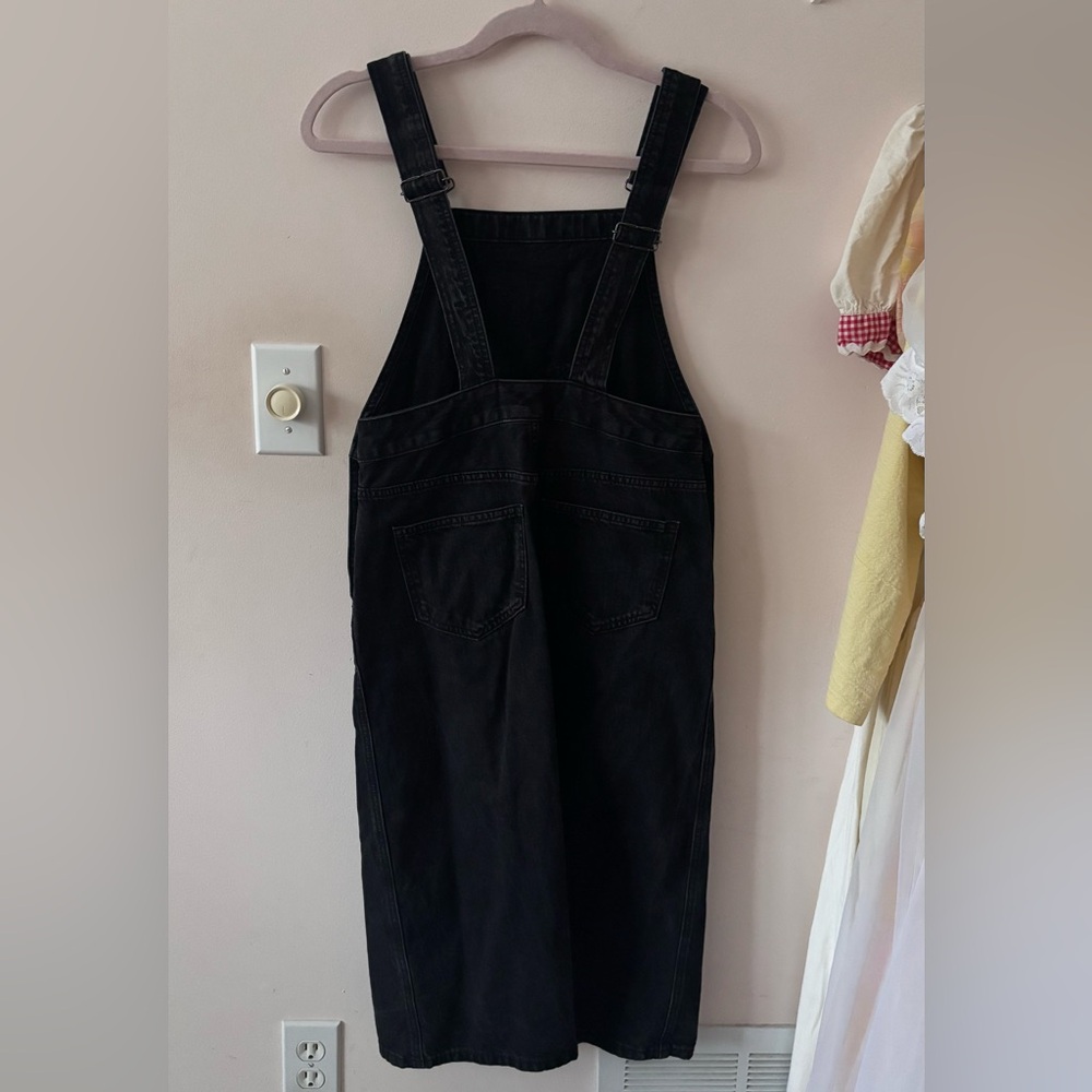 BLACK DENIM OVERALL PINAFORE DRESS 🧷 - Picture 4 of 8
